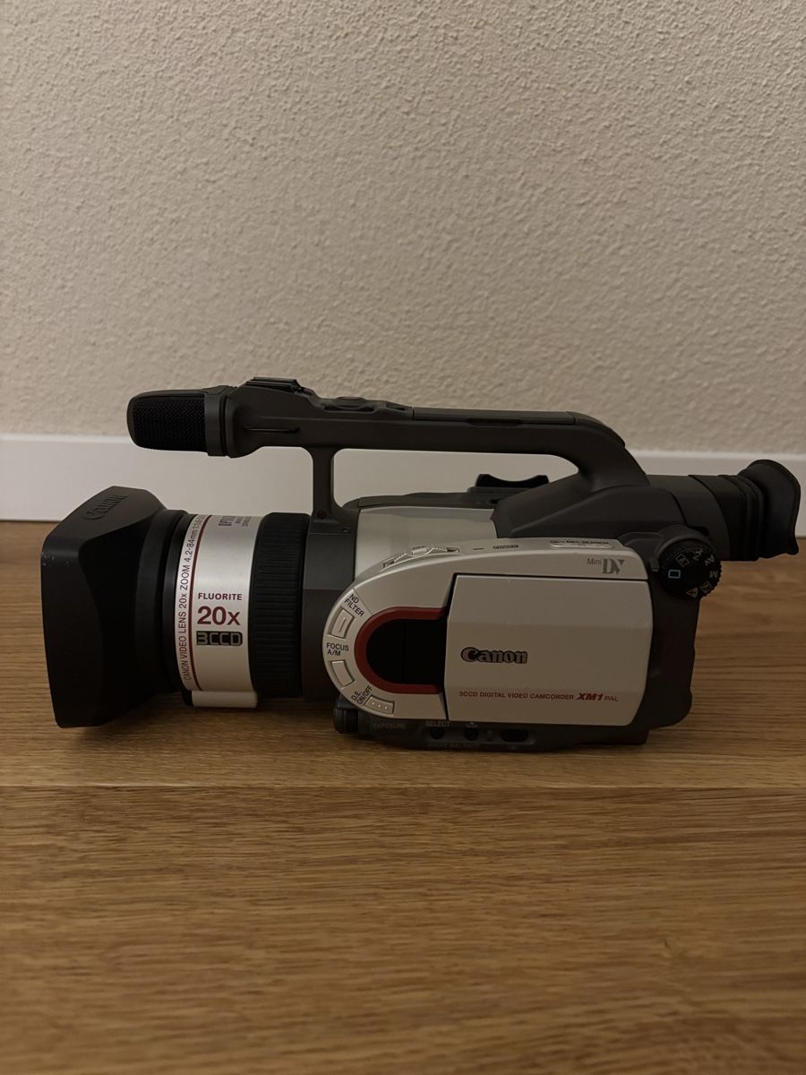 Canon Videocamere: Canon Camcorder xm1 – Usato da Dallenwil venduto da Alex01113