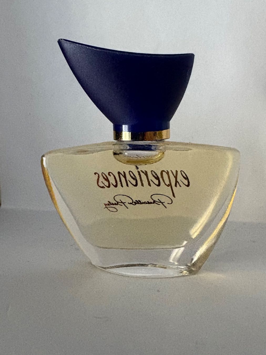 Profumi & Eau de Toilette: Miniature collection flacon parfum  "Expérience " P Presley – Usato da Crans  Montana venduto da proff 1