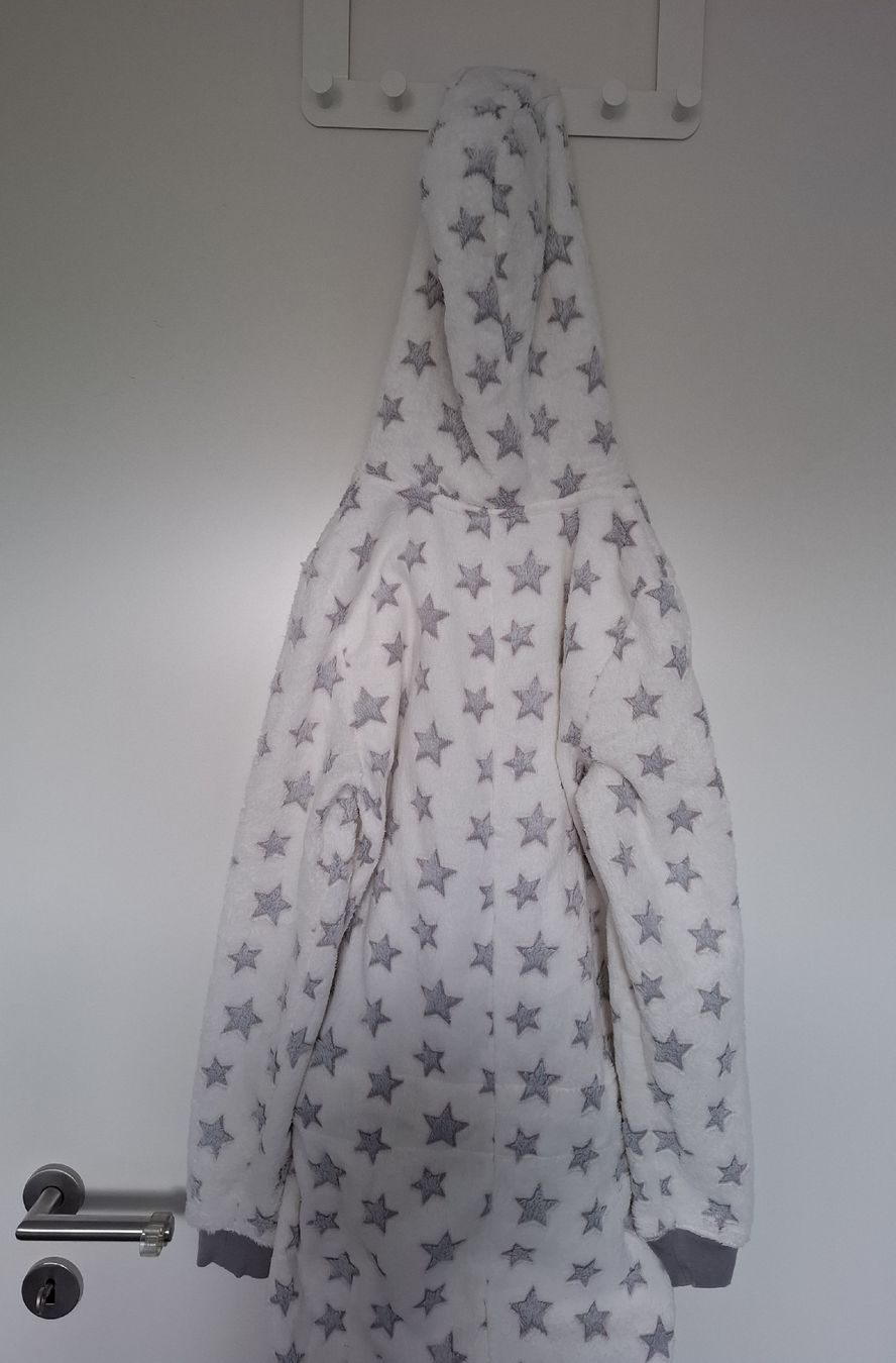 Tute: Damen Pyjama Onesie Jumpsuit – Nuovo (secondo la descrizione) da Dübendorf venduto da bia_j2zg 1