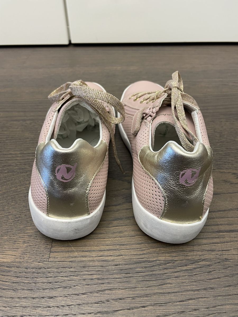 Naturino Schuhe für Mädchen: Naturino Leather Sneakers – Neu und originalverpackt aus Zürich von LoveFashion76 1