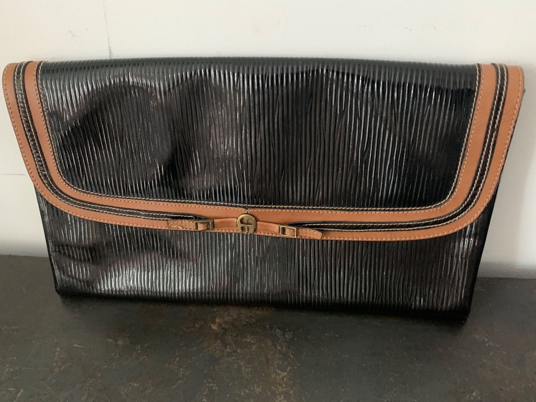 Aigner Borse da donna: Etienne Aigner Vintage Clutch – Usato da Wabern venduto da La-Vitrine