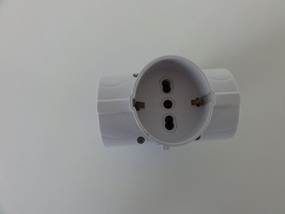 Stecker: Elektro Stecker – Gebraucht aus Schenkon von Movieplanet 2
