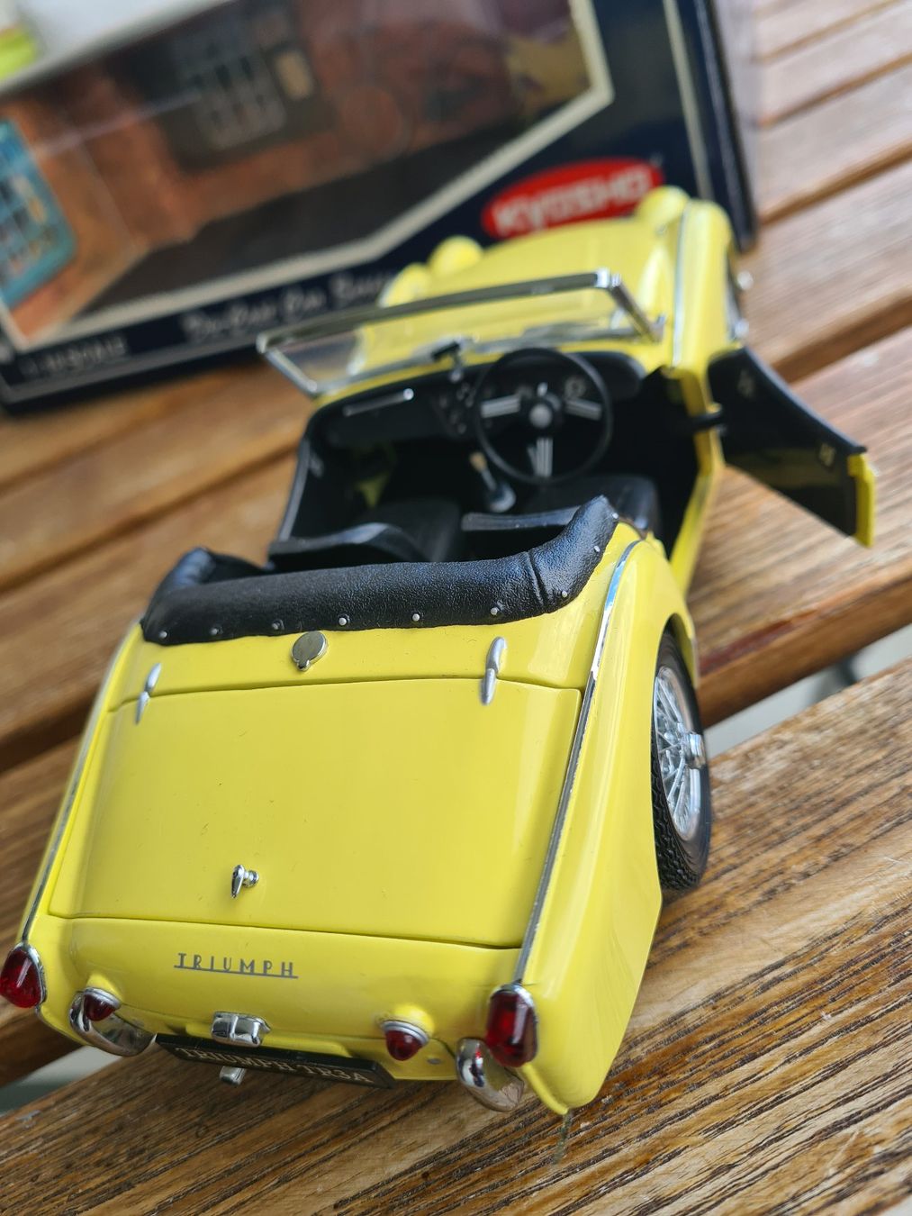 Triumph Voitures modèles: KYOSHO TRIUMPH TR3 – D'occasion à Basel par Solarbebop 2