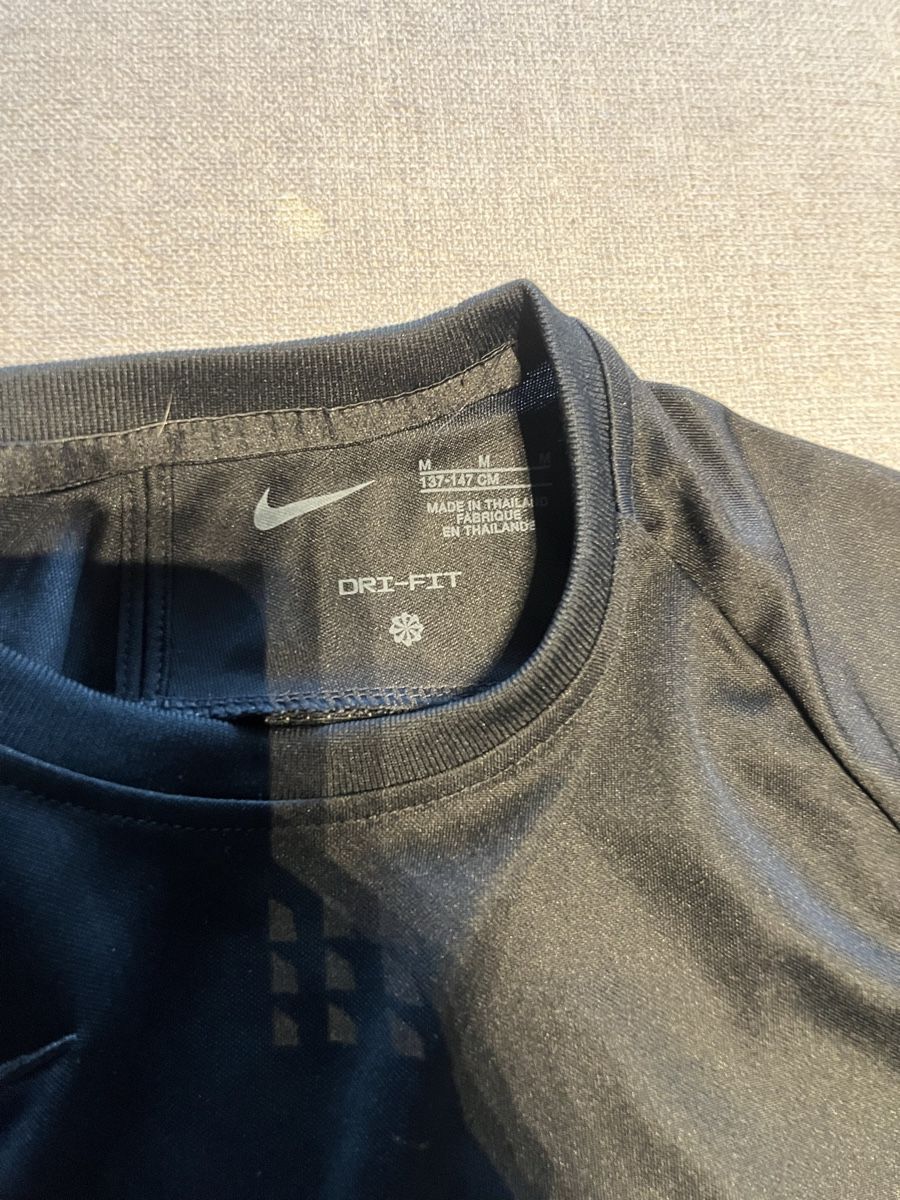 T-shirt: Nike T-Shirt – Usato da Tägerwilen venduto da Buesifrank 1