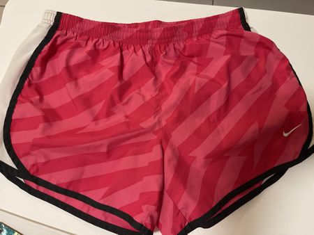 Nike Dri-Fit running shorts pink XL size good condition