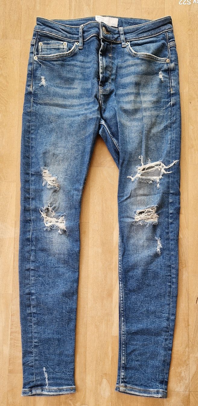 Bershka Jeans: Bershka Jeans – Usato da Muri b. Bern venduto da mlu_vgj7
