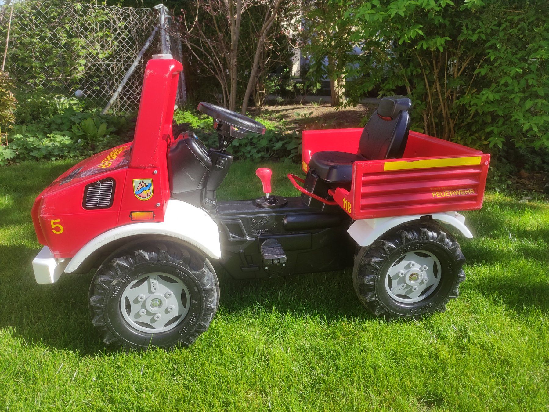 Rolly Toys Veicoli per bambini: Rolly Toys Feuerwehrauto mit Blaulicht – Usato da Aadorf venduto da 77Vectra 1