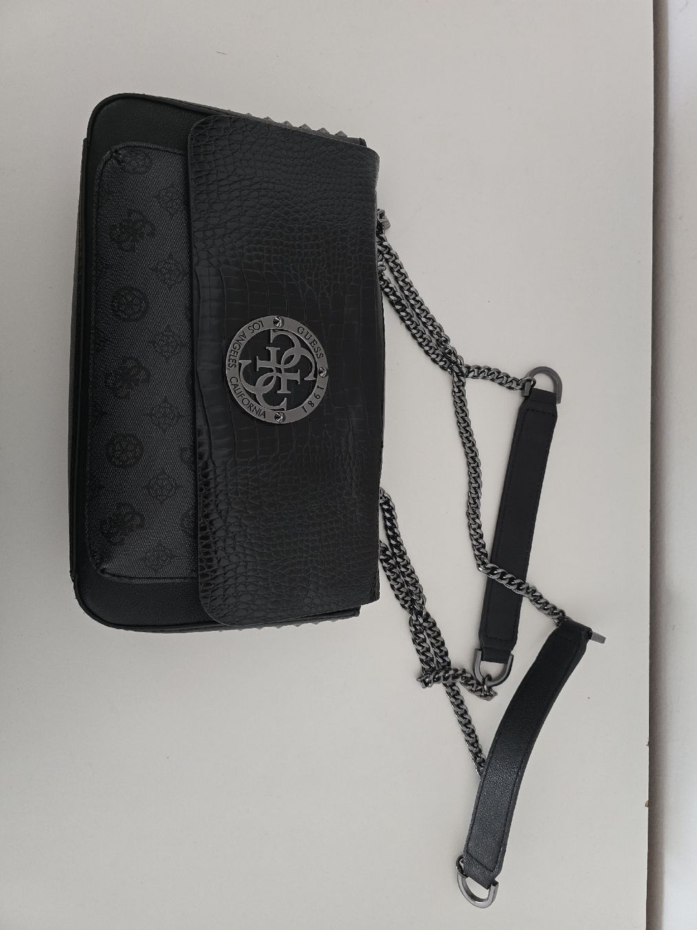 Guess Borse da donna: Guess Tasche – Nuovo (secondo la descrizione) da Zürich venduto da Luana.N 1
