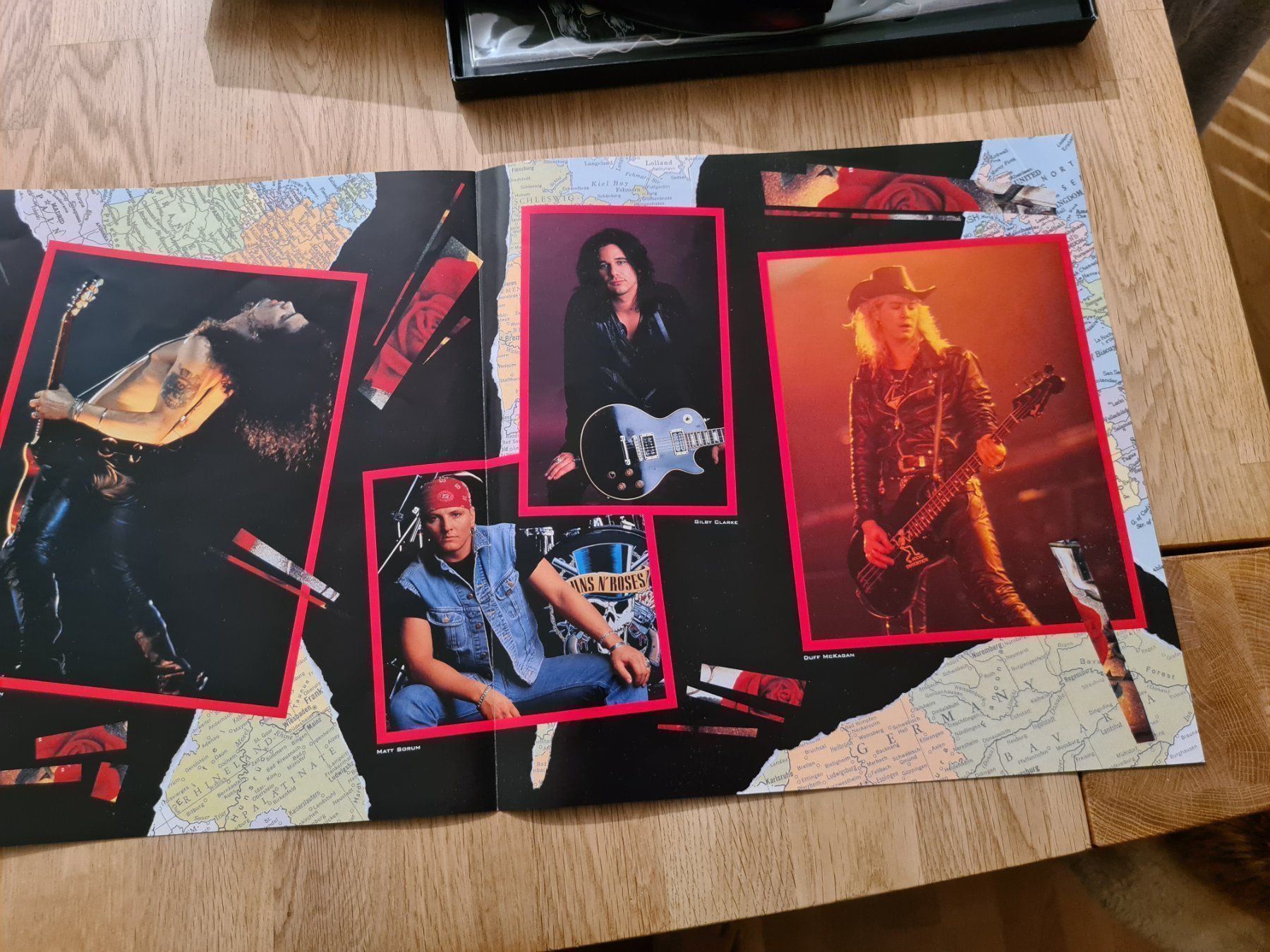 Dischi in vinile: Guns N' Roses Vinyl Box Set – Usato da St. Gallen venduto da chilly81 3