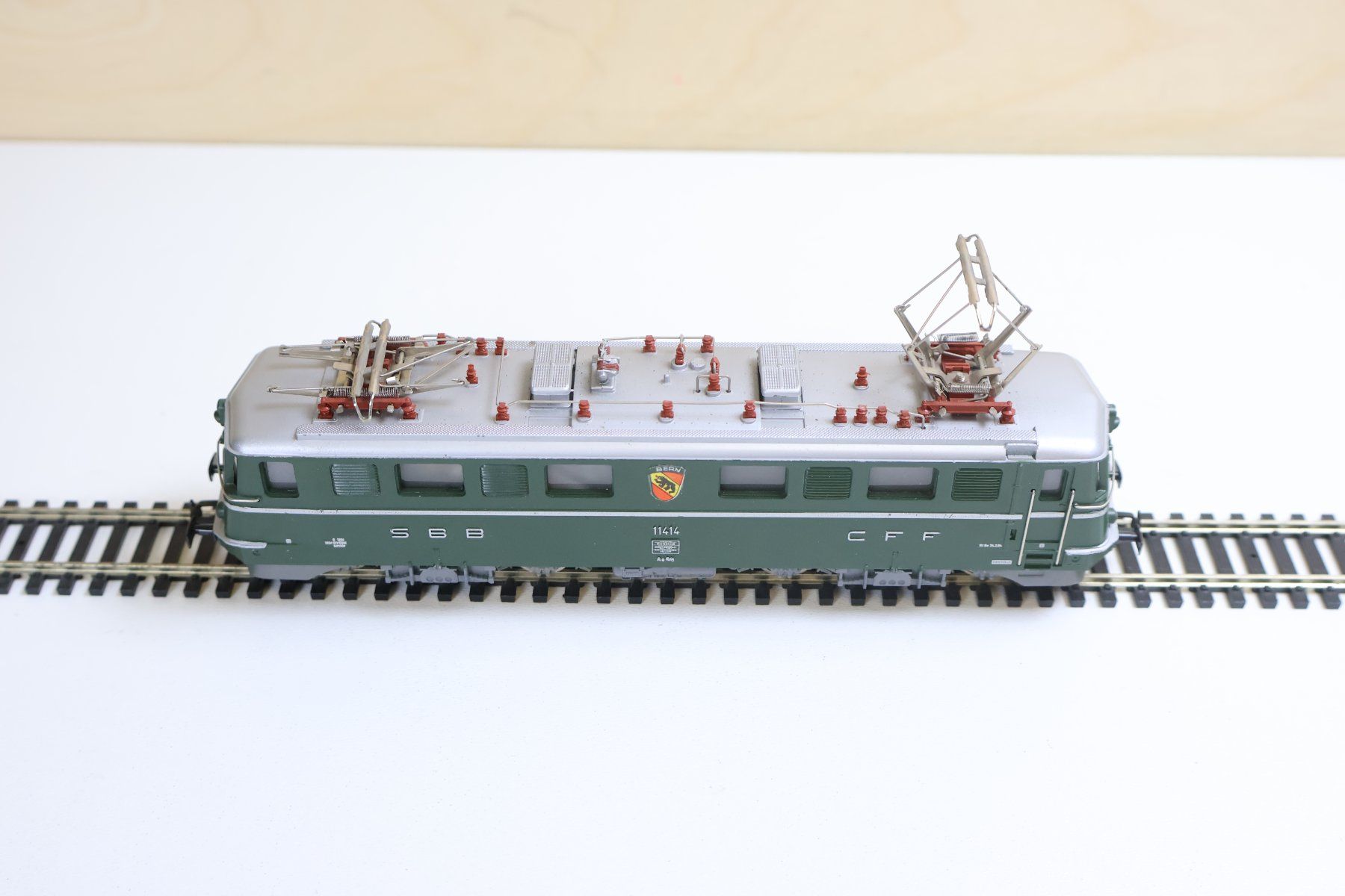 Märklin Trains électriques: Märklin SBB Ae 6/6 E-Lok "Bern" - 3050 - H0 – D'occasion à Winterthur par Monstera 4