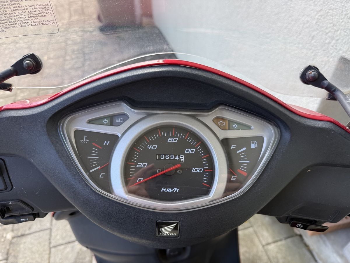 Honda Route: Honda NHX110 Roller rot – Défectueux à Villmergen par Danis7 2