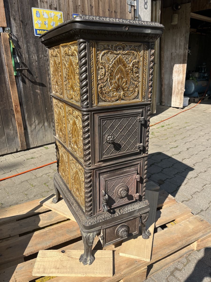 Altri mobili d'antiquariato: Antiker Kachelofen – Usato da Leutwil venduto da KadettC94 1