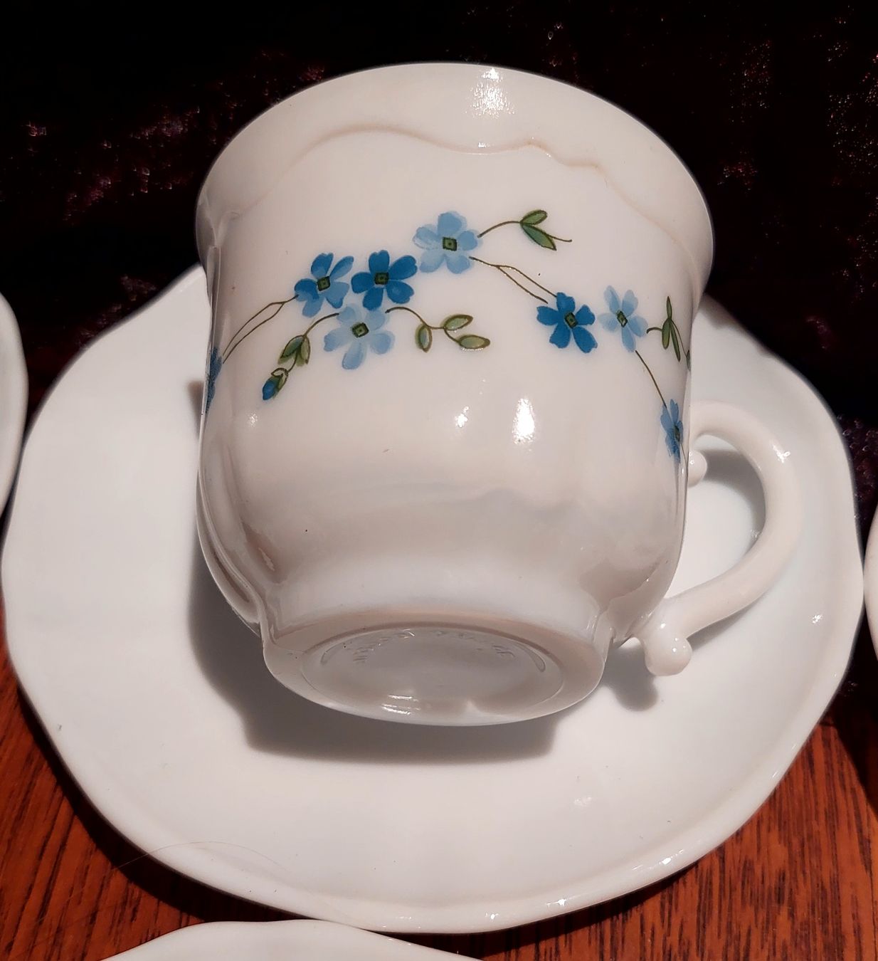 Set di piatti: Wunderschönes Vintage Arcopal Veronica Kaffeeset 6 – Usato da Dornach venduto da kar_c5sl