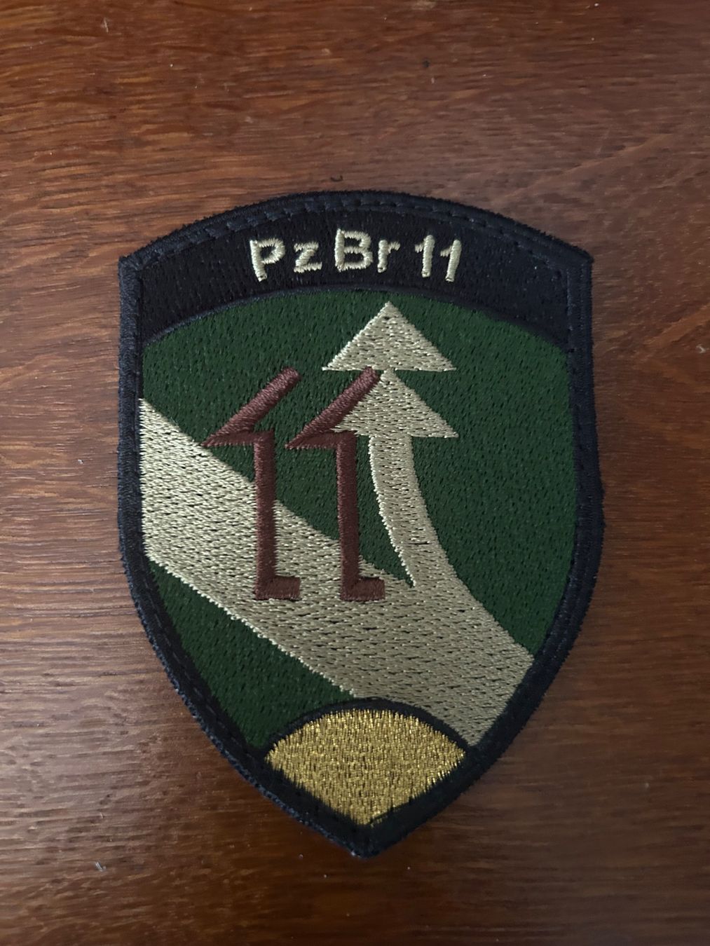 Schweizer Armee Toppe: Patch Panzer Brigade 11 Schweizer Armee – Usato da Hausen am Albis venduto da MACV62