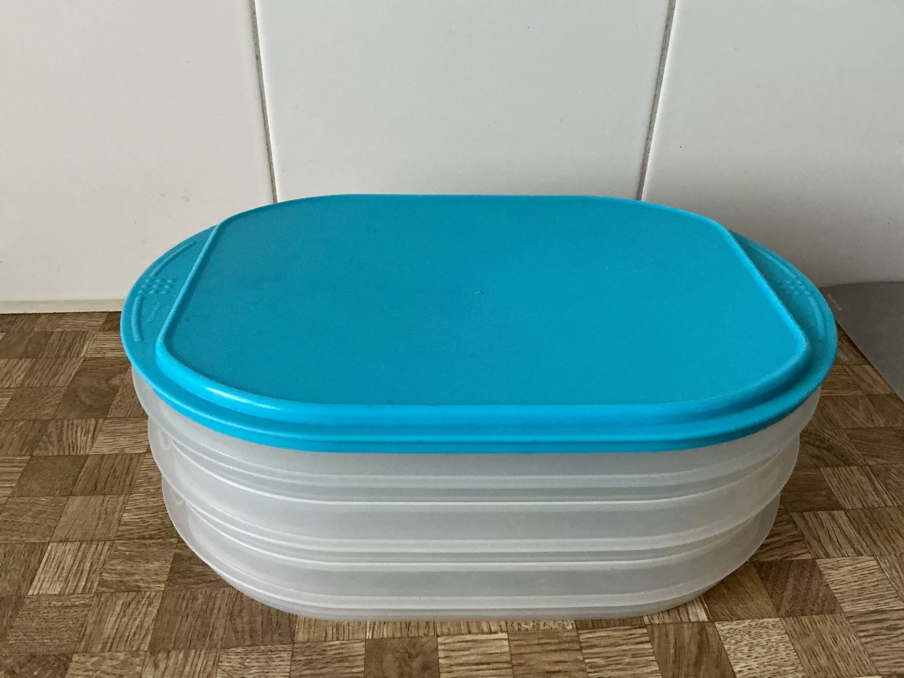 Tupperware Recipients et similaires: Tupperware Traiteur – D'occasion à Birmensdorf ZH par Hilhan