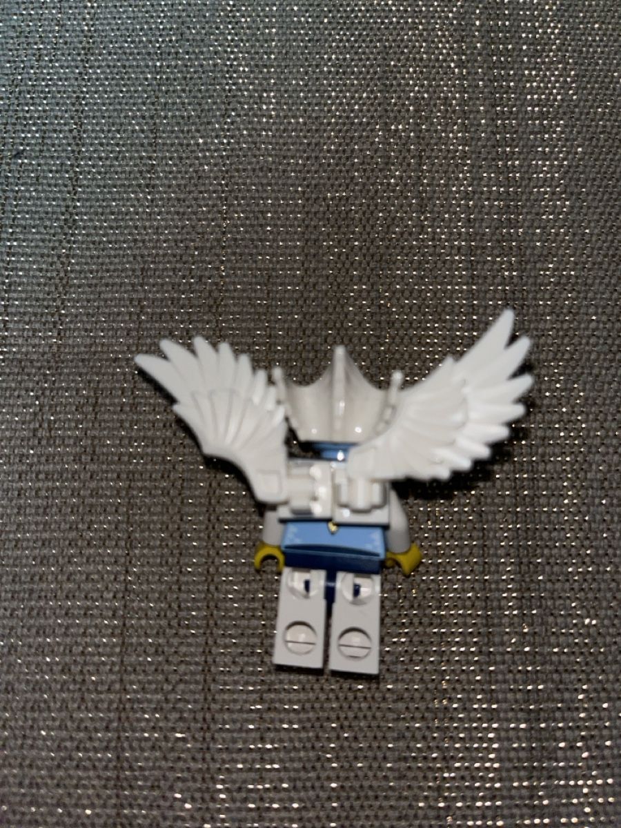 Lego Statuette: Lego Figur Chima Adler Krieger 70000 – Usato da Neuenhof venduto da Pixeline 1