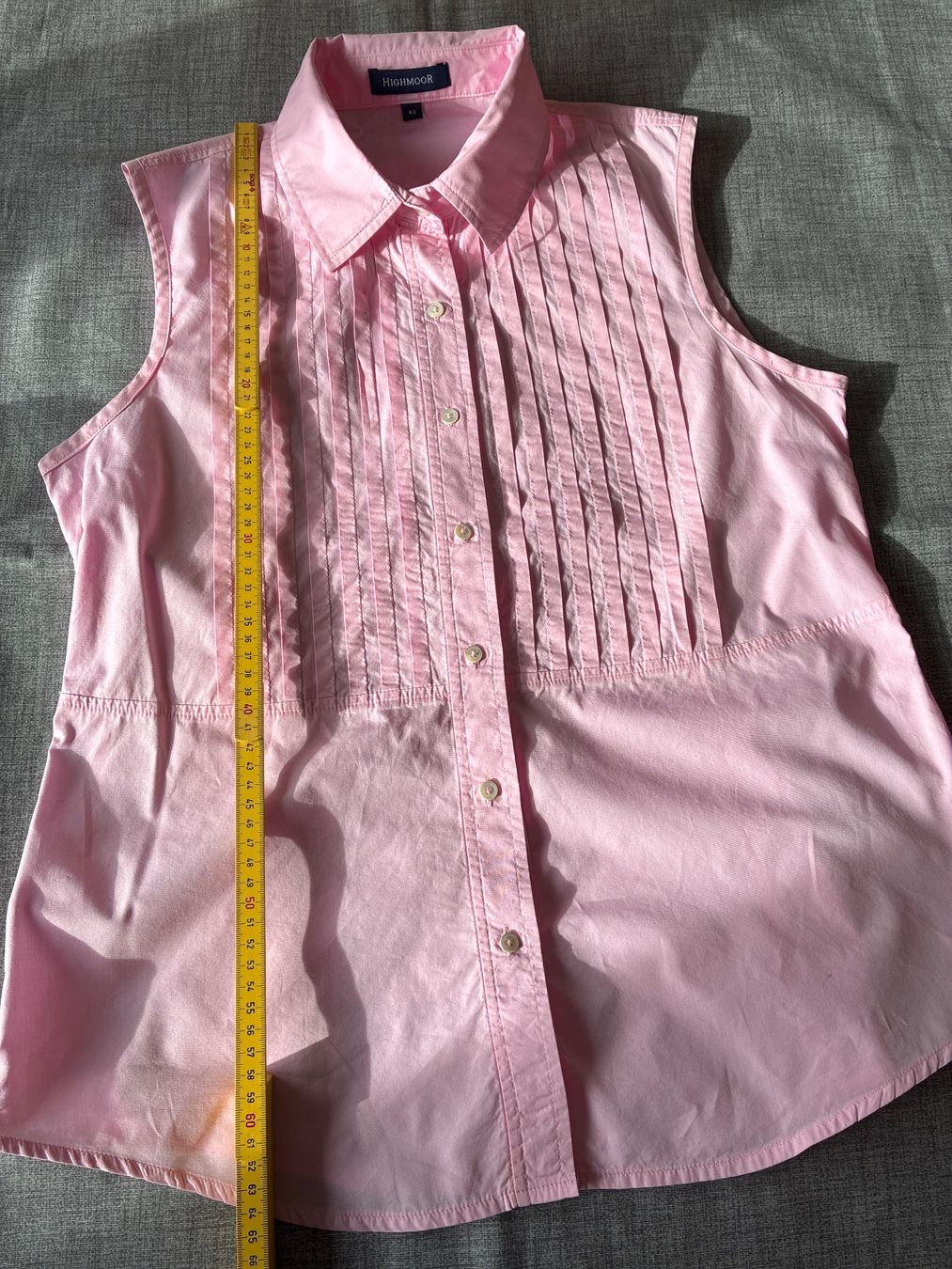 Blusen: Ärmellose Bluse mit Biesen von Highmoor Gr 42 – Gebraucht aus Davos Platz von nanigl 7