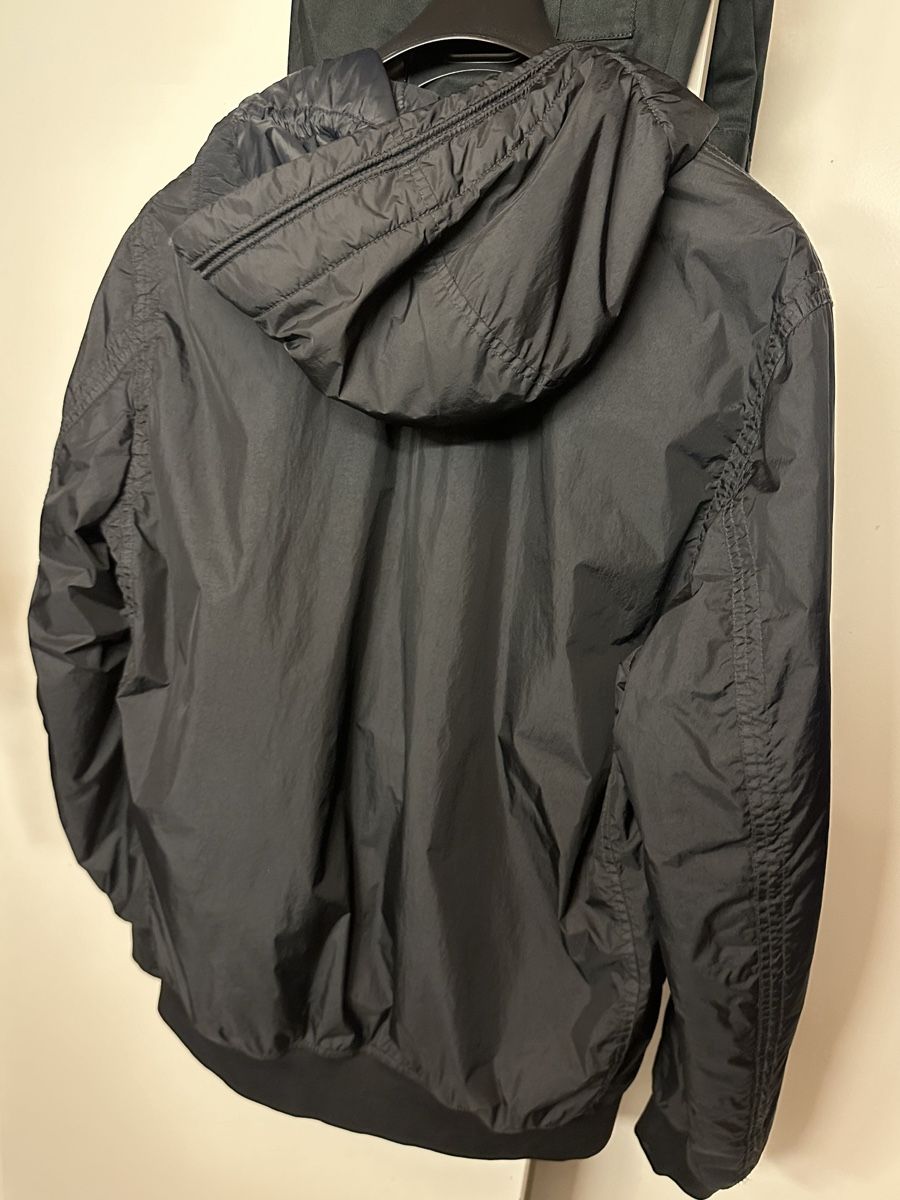 Stone Island Jacken: Stone Island Compass-patch zip-up jacket – Gebraucht aus Bern von Bern198810 1