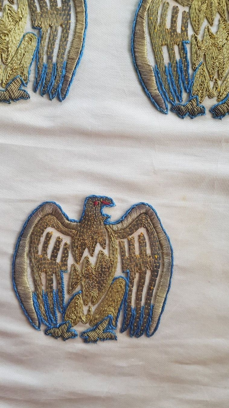 Bandiere: Trompetenbanner Seide 1940er – Usato da Mörschwil venduto da antiksalon21 2
