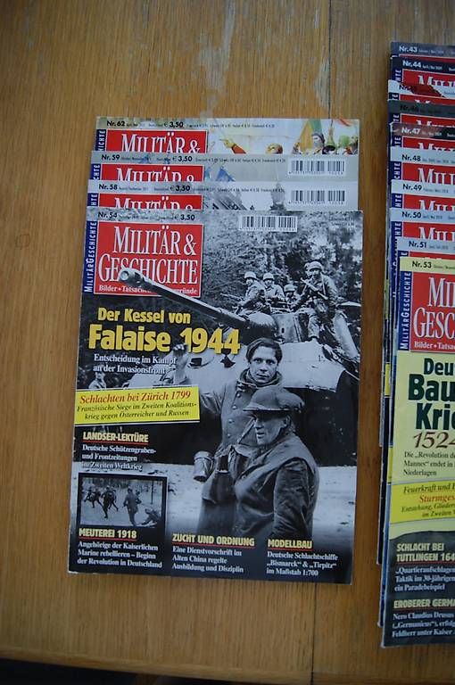 Revues & Magazines: Militär & Geschichte – D'occasion à Au ZH par Kopf 3