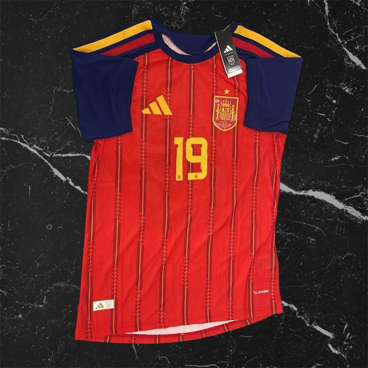 Adidas Canottiere & Pantaloni: Spanien Player Version Trikot Lamine Yamal Grösse L – Nuovo (secondo la descrizione) da Frenkendorf venduto da a_1999