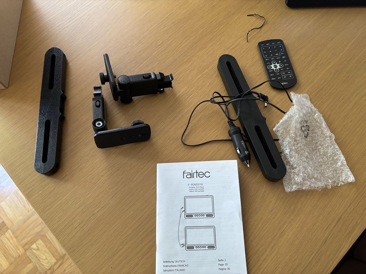 Lecteur media portable: DVD player für Auto – D'occasion à Zuerich par Giovas 2