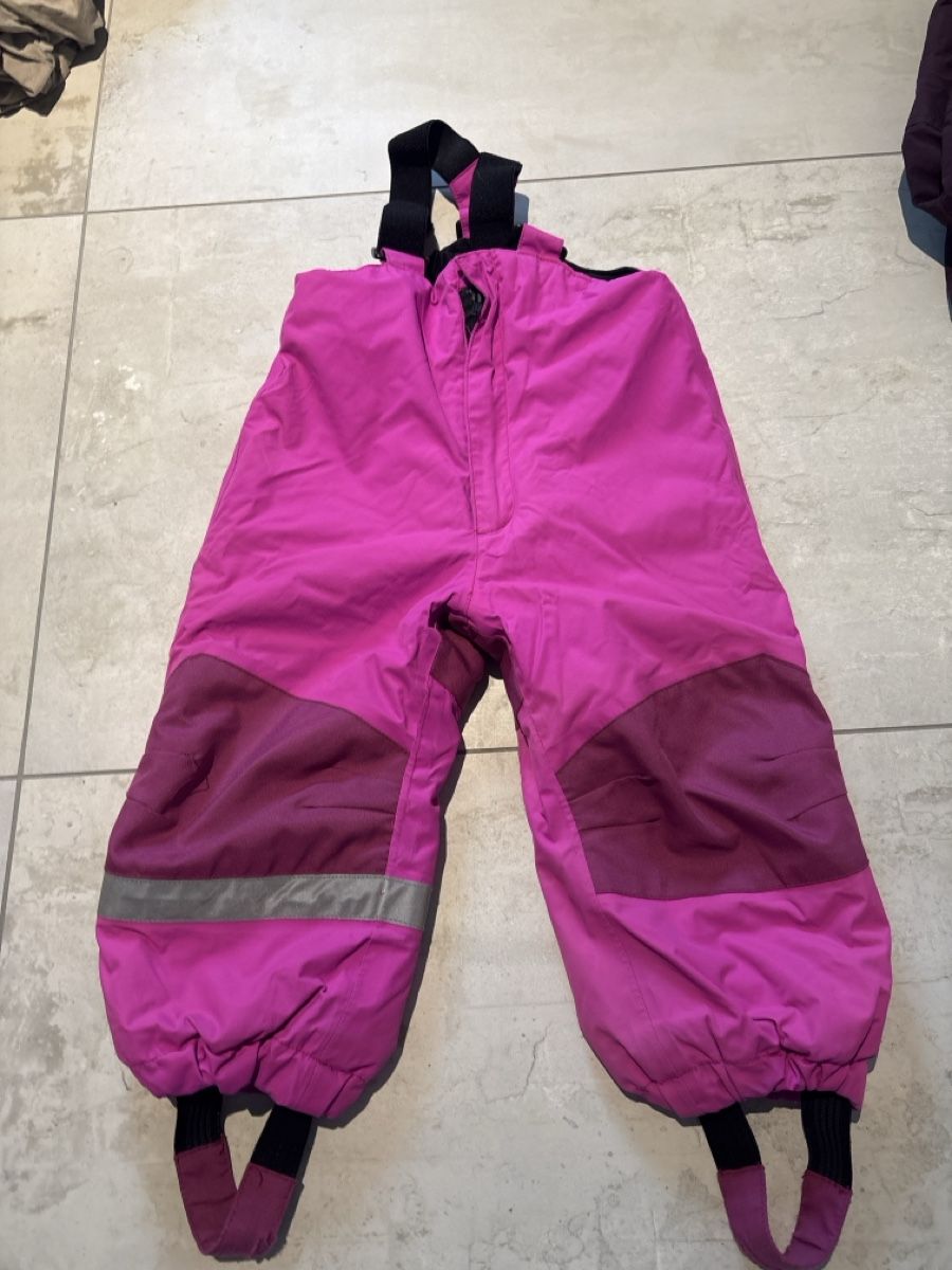 H&M Pantaloni: Schneehose – Usato da Aetingen venduto da pat_ykl9