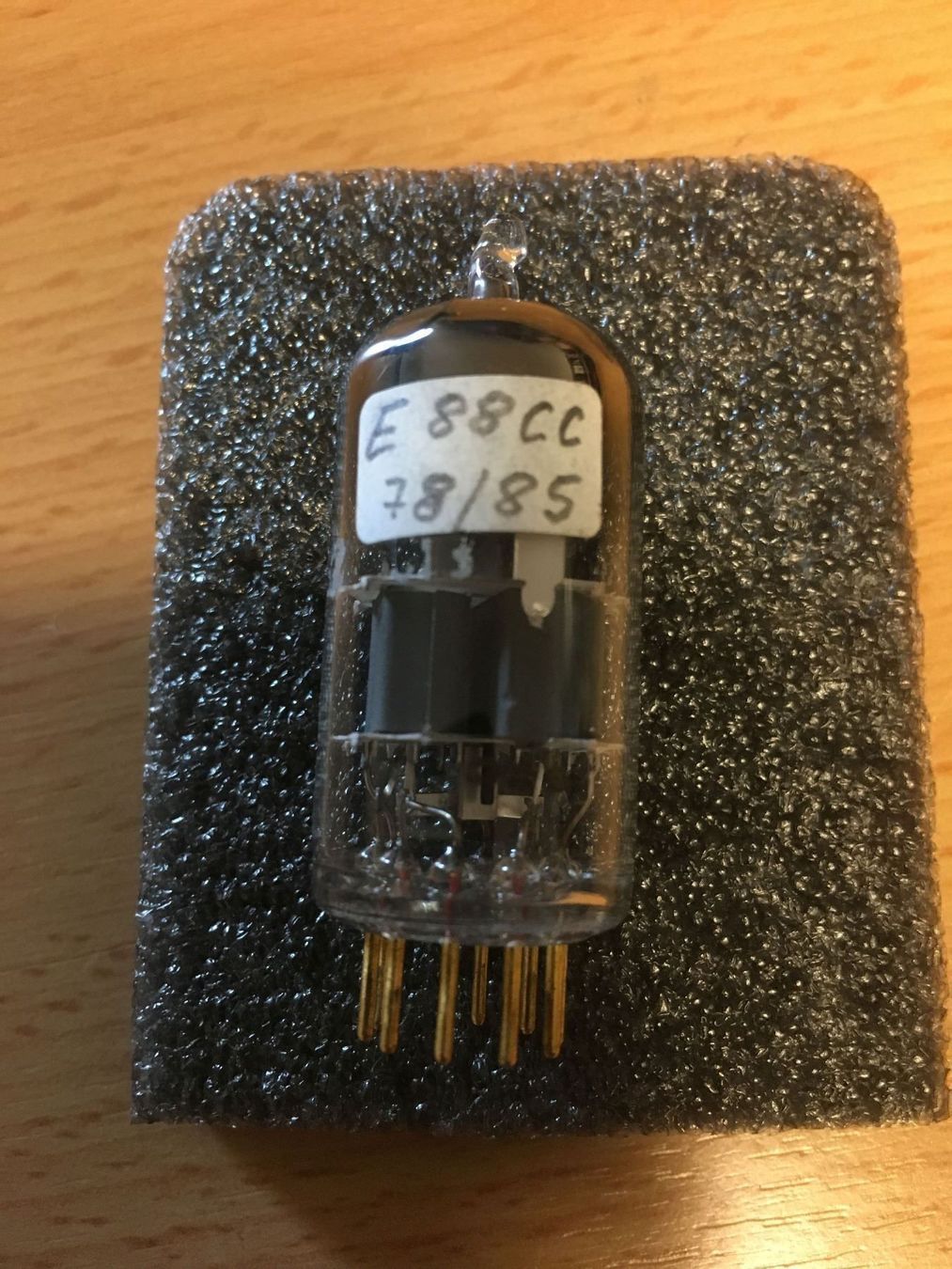 Elektronikbauteile: E88CC – Gebraucht aus Lufingen von Uelle