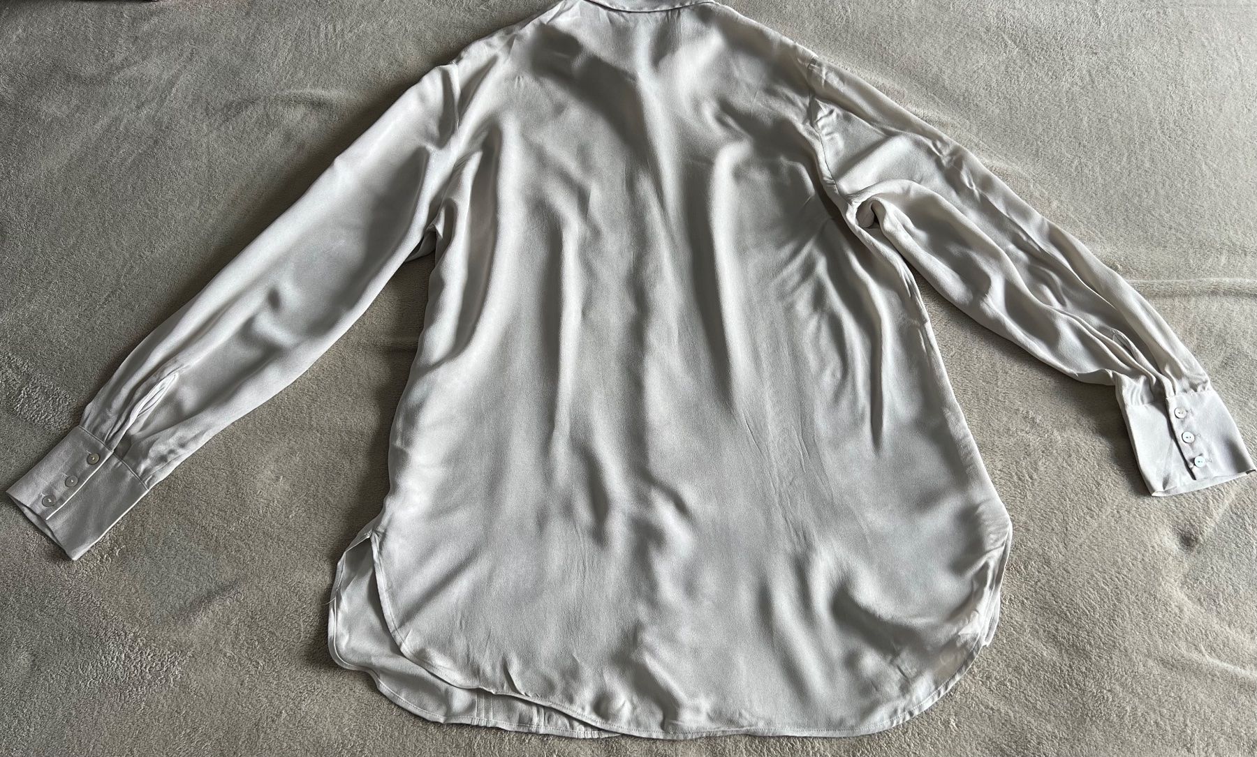 Massimo Dutti Camicette: Massimo Dutti Shirt – Usato da Lausanne venduto da dia_xs9l 1