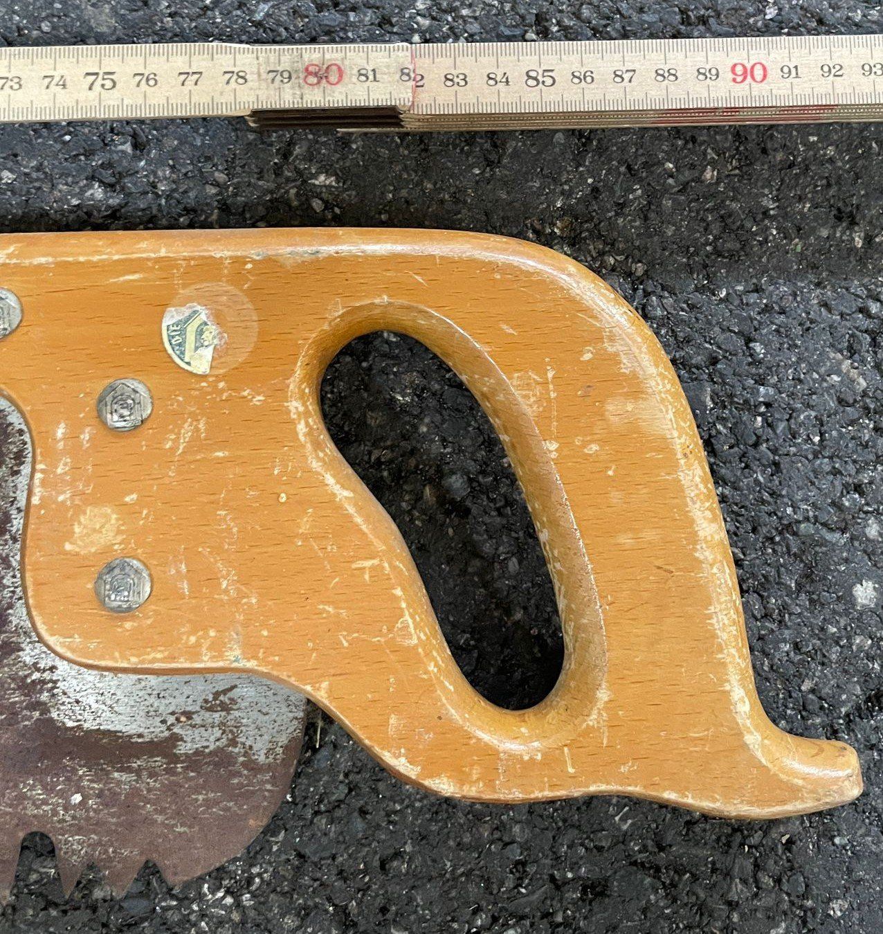 Tutte le decorazioni: Alte Fuchsschwanzsäge 90cm – Usato da Chur venduto da Stadthalle_Chur 1