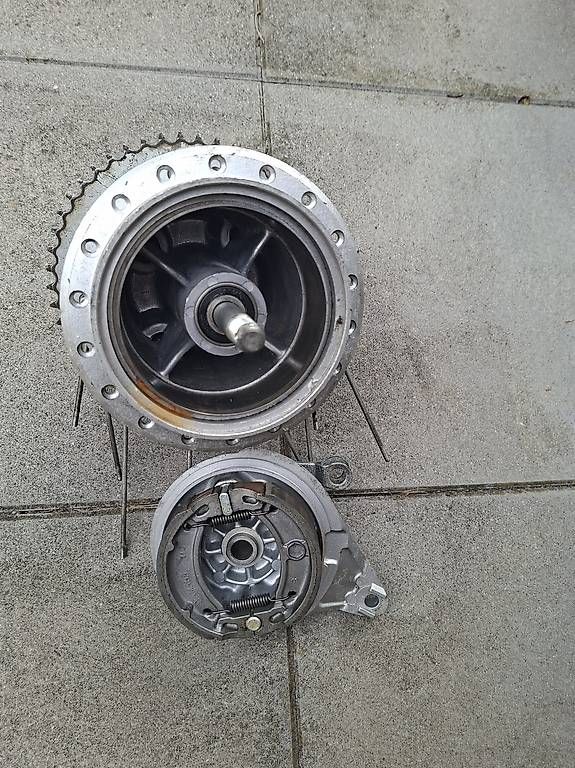 Alle Motorradersatzteile: SR 125 Hinterrad Nabe Komp. – Gebraucht aus Sevelen von huebflieger 1