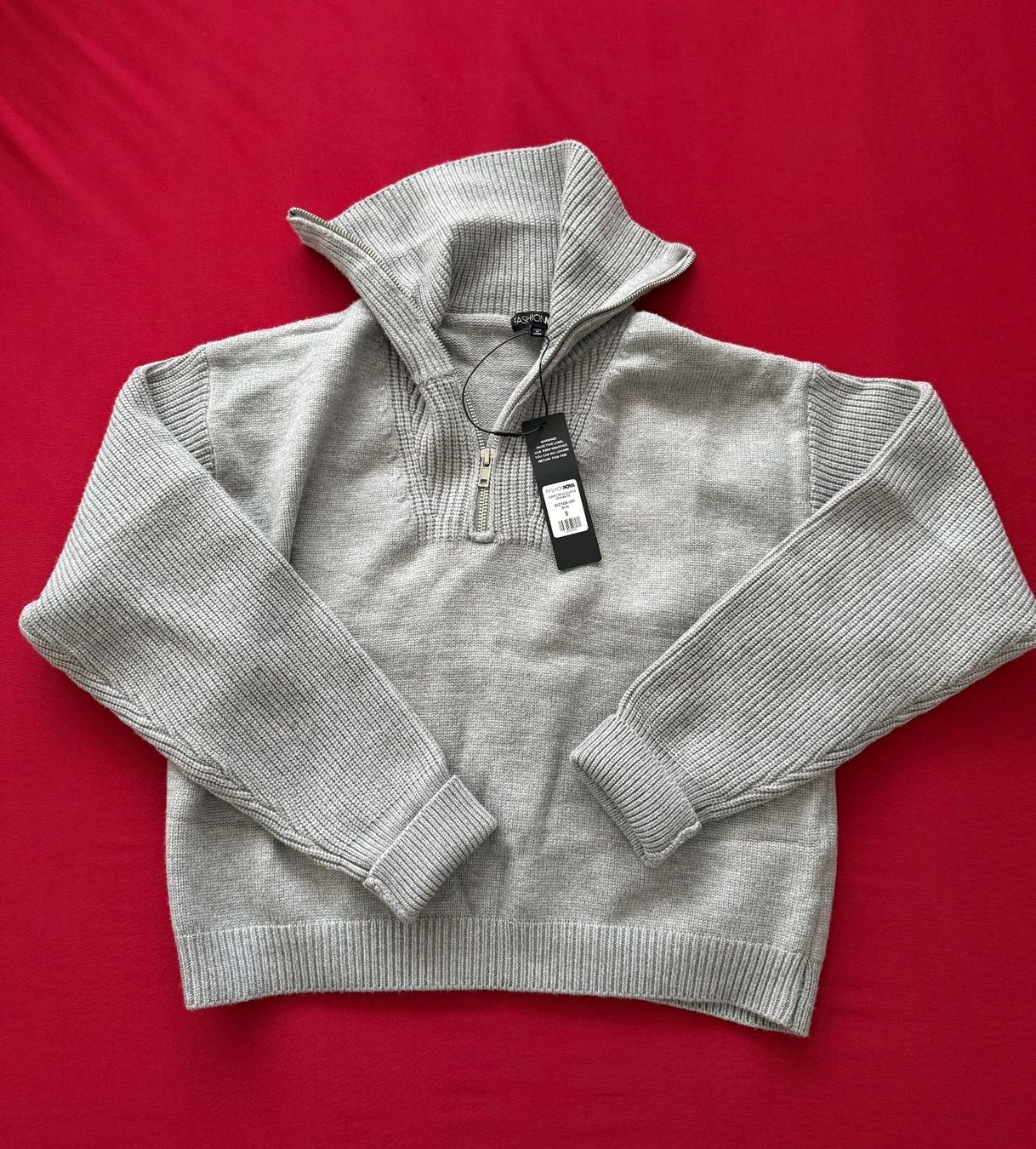 Pullover & Sweatshirts: Fashion Nova Pullover – Neu (gemäss Beschreibung) aus Baar von and_x9gz 1