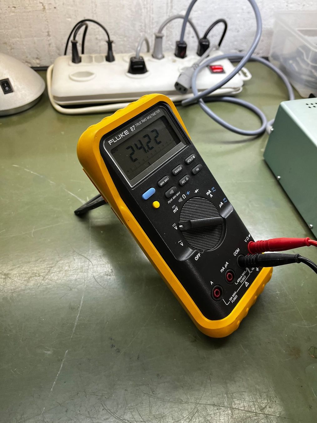 Fluke Mesurer: FLUKE 87 TRUE RMS Multimeter – D'occasion à Biel/Bienne par Daenu21 2