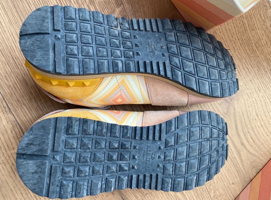 Valentino Damenschuhe: Valentino Garavani Multicolor Rockrunner, Gr. 38 – Gebraucht aus Adliswil von alina.uhl 5