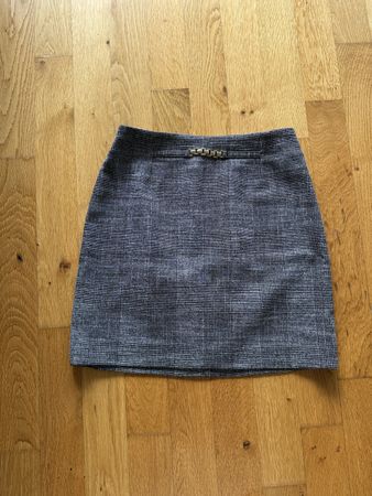 H&M Rock Gr. 34 mit Gürtel Detail