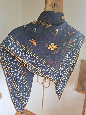 MAX MARA WEEKEND Vintage Foulard Carré Seide Tuch Schal