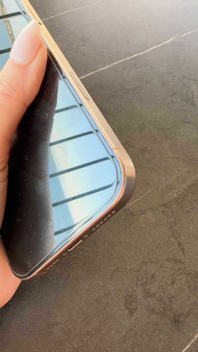 Apple Telefoni cellulari / Smartphones: iPhone 16 pro max sandstorm 512gb – Usato da Zürich venduto da ali_nf7p 5