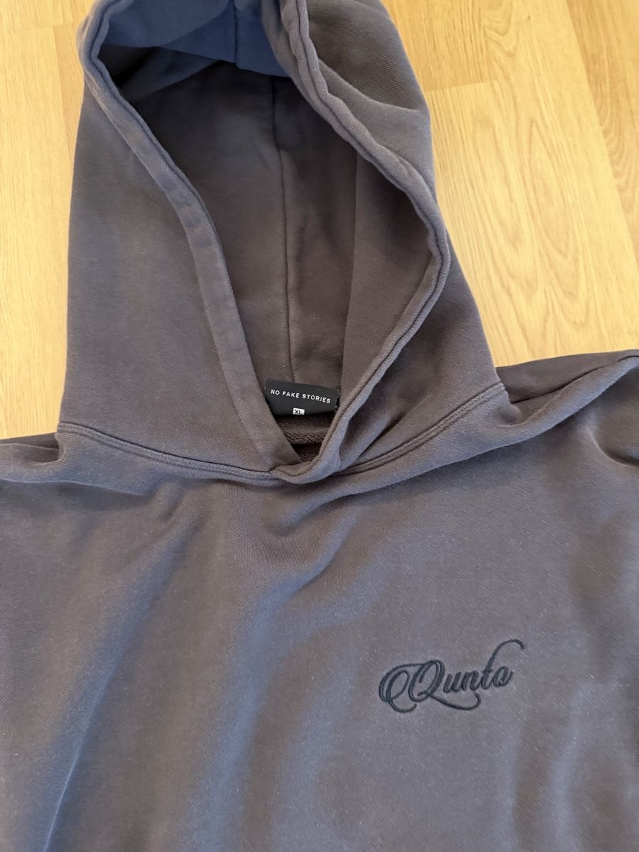 Maglioni & Felpe: Qunto Hoodie – Nuovo (secondo la descrizione) da Lengnau AG venduto da Liirim 1
