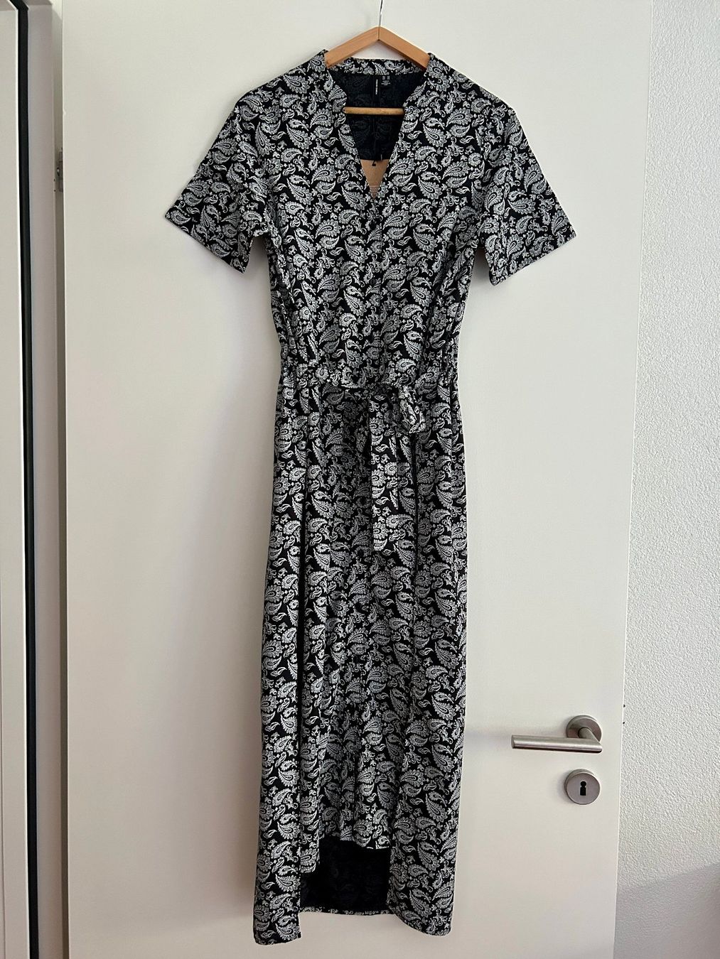 Vero Moda Kleider: Robe neuve XS matière légère – Neu und originalverpackt aus Martigny von m_juli