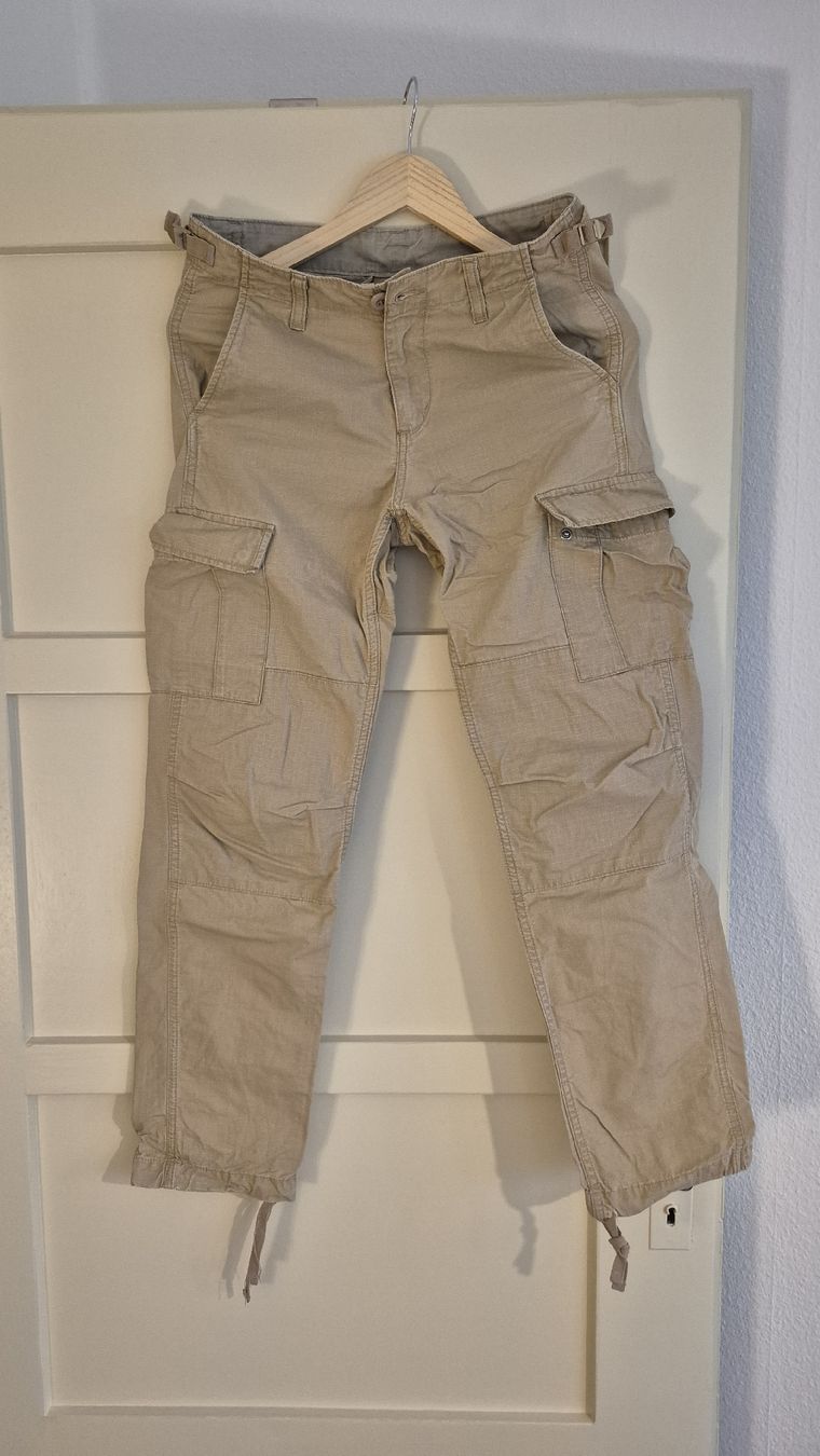 Carhartt Pantaloni: Carhartt Cargohose Beige – Usato da Zürich venduto da Knauelrockerin
