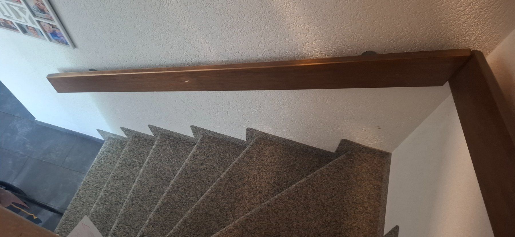 Geländer: Handläufe Holz 2 Etagen – Gebraucht aus Rorbas von Fugsuzo