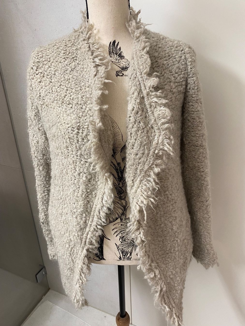 Iro Giacche: Strickjacke IRO Gr.36 – Usato da Affoltern am Albis venduto da Vsyra