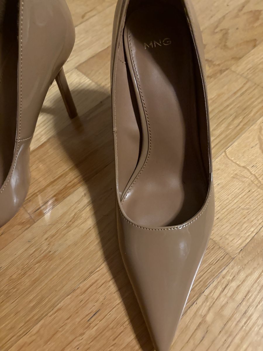Mango Damenschuhe: Mango Pumps beige glanz Grösse 38 NEU – Neu und originalverpackt aus Urdorf von Schnuffi06 5