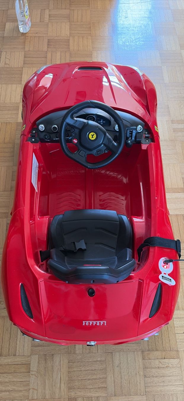 Veicoli per bambini: Auto Elettrica Ferrari Rossa - – Usato da St. Gallen venduto da car_n9s9 2