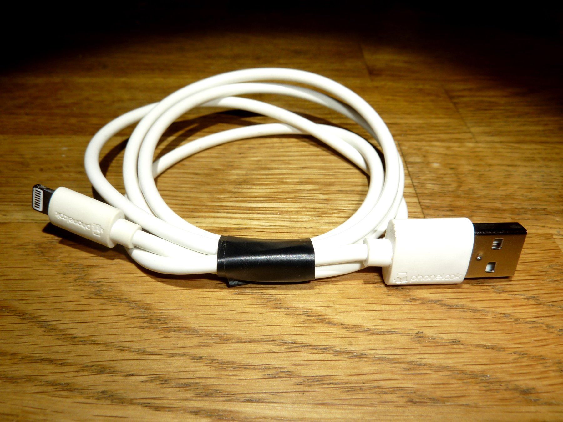 Apple Cavi: Apple iPhone Lightning Kabel USB (1 m) - PhoneLook - Weiss – Usato da Hochfelden venduto da swissice