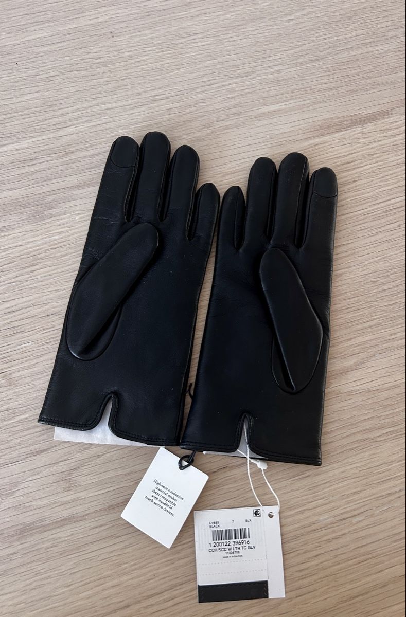 Coach Guanti & manicotti: Coach Leather Sculpted Tech Gloves - Size 7 – Nuovo (secondo la descrizione) da Basel venduto da bob_85by 2