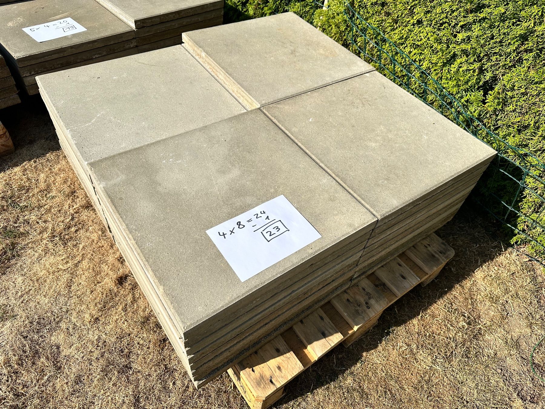 Bodenbeläge: Zementplatten gebraucht – Gebraucht aus Bichelsee von Fm5555555