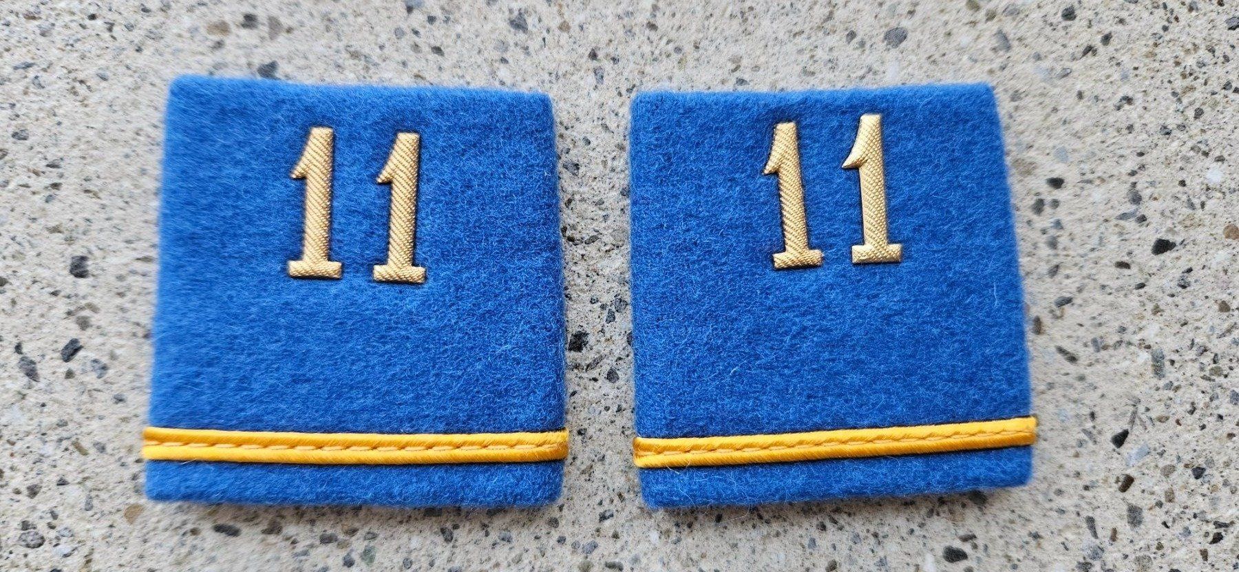 Schweizer Armee Placchette & Badge: *** Patten /Schulterschlaufen mit Nummer *** – Usato da Riedholz venduto da fr_sIruP
