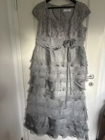 Gala-Abendkleid, Silbergrau mit Spitze, Sonia Pena