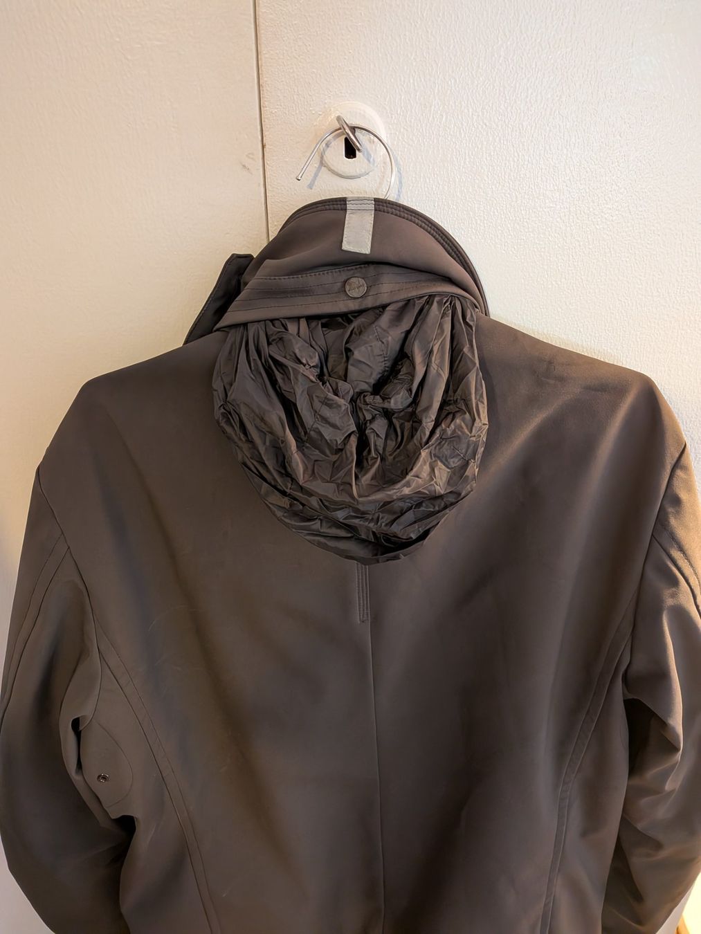 Peuterey Jacken: Peuterey Jacke L – Gebraucht aus Zürich von aat48 3
